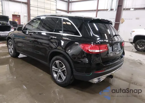 2016 Mercedes-Benz Glc 300 z USA, uszkodzony, nr VIN WDC0G4JB1GF090859